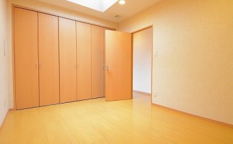 洋室7.5帖