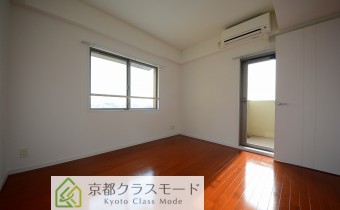 洋室6.7帖・別アングル
