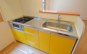 システムキッチン　※室内写真は同建物内の103号室のものです。