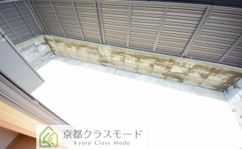 専用庭　※室内写真は同建物内の103号室のものです。