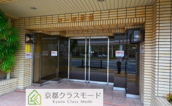 マンション玄関