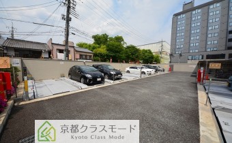 敷地内ガレージ