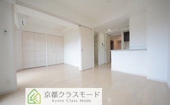 カウンターキッチンタイプのお洒落なリビング♪