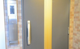 玄関ドア