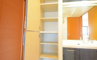 脱衣所の収納