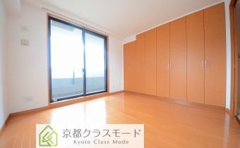洋室8.8帖・別アングル