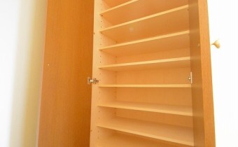 ※室内写真は同マンション内・別タイプの参考画像となります。