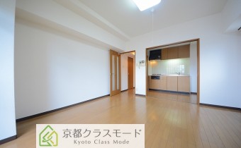※室内写真は同マンション内・別タイプの参考画像となります。