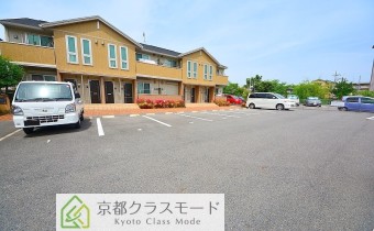 敷地内ガレージ