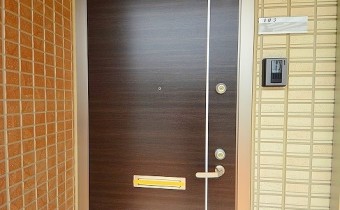 玄関ドア