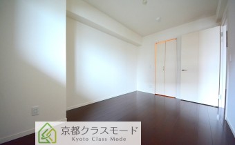 洋室6帖①・別アングル