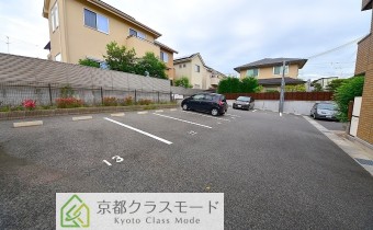 敷地内ガレージ