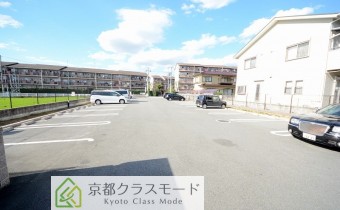 敷地内ガレージ