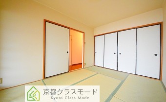 和室6帖　※同マンション別室の写真です