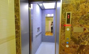 エレベーター