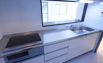 システムキッチン　　※写真は101号室のものです