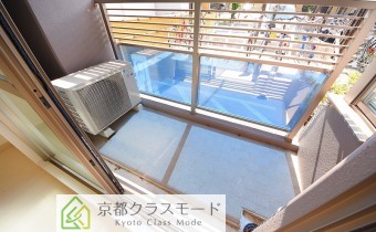 ベランダ　　※写真は101号室のものです