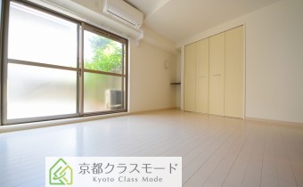 洋室　　※写真は101号室のものです