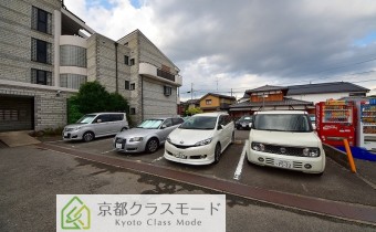 敷地内ガレージ