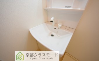 シャンプードレッサー　※室内写真は106号のものです