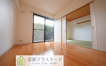 洋6帖　※室内写真は106号のものです
