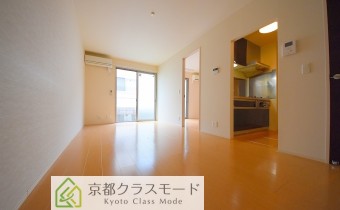 独立タイプのキッチンスペースですのでリビングが広く使えます♪