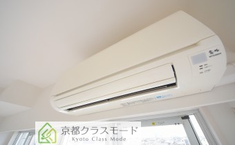 洋室のエアコン
