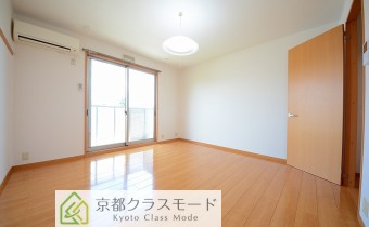 Room8