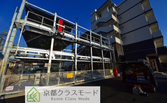 立体駐車場　平面ガレージもあります！