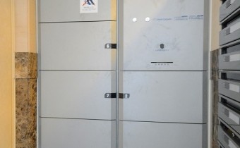 宅配ボックス