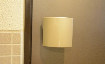 ダブルロックキードア　※室内写真は同マンション内の301号室のものです。