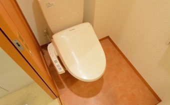 ※室内写真は同マンション内の別タイプのお部屋になります。