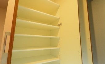 シューズボックス