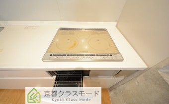 3口ＩＨキッチン（グリル付き）
