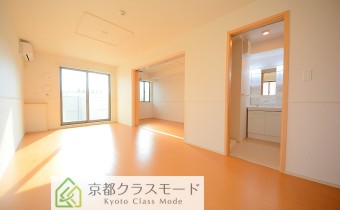 LDK 10.8帖　2人暮らしのカップルさん、新婚さんにおススメ！