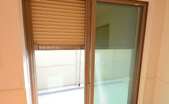 シャッター雨戸