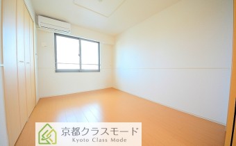 Room6　＊画像は同タイプ301号室の画像です。