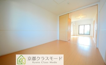 Room6　＊画像は同タイプ301号室の画像です。