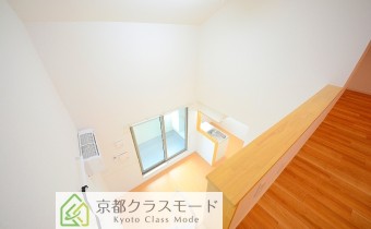 ロフト9.2　＊画像は同タイプ301号室の画像です。