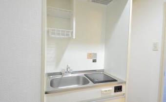 キッチン　※室内写真は同マンション内の307号室のものです。