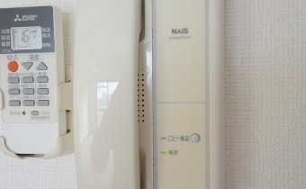 インターホン