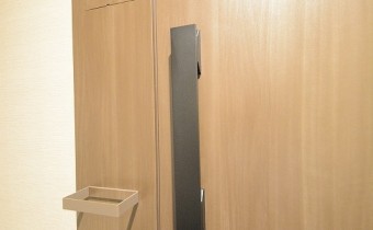 ダブルロック玄関ドア