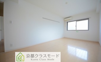 洋室9帖・別アングル