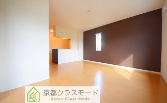 ※室内写真は同建物内の2階のお部屋となります。