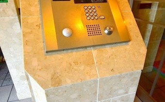 オートロック