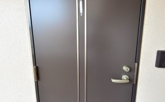 玄関ドア