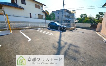 敷地内ガレージ