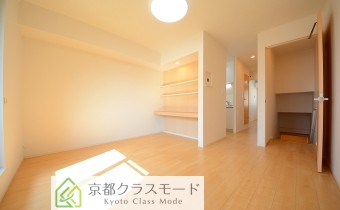 南向きバルコニーで陽当たり良好♪