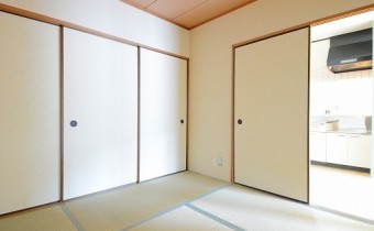 和室4.5帖・別アングル