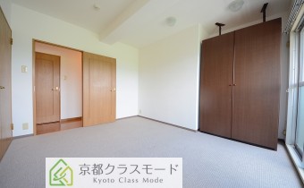 Room8
